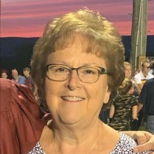 Meet your Posher, Vicki